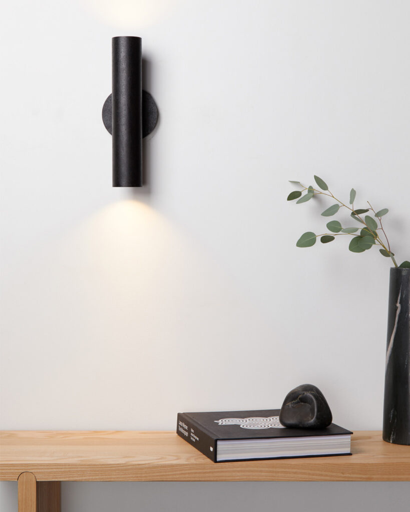Roest_Sconce lifestyle-01